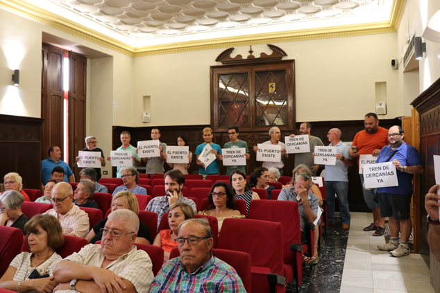 El Pleno solicita que la Generalitat y el Gobierno Español se impliquen en el proyecto del tren a Puerto de Sagunto