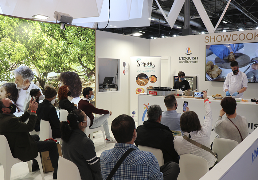 Sagunto concluye su paso por FITUR 2022 potenciando la gastronomía del municipio con un showcooking a cargo de Víctor Aliaga