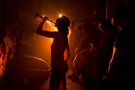 Sagunto despide su año de Capitalidad Cultural Valenciana con ‘Manes’ de La Fura dels Baus