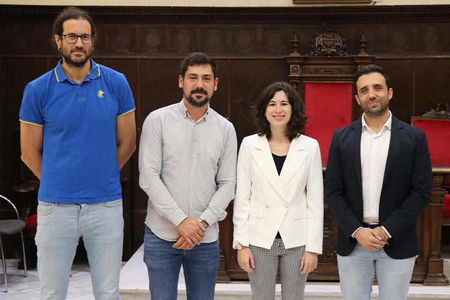 El alcalde recibe a Soraya Learte, reconocida con la mejor tesis doctoral de España en Biología Química 2021