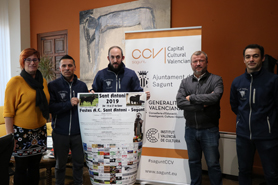 La Asociación Cultural Sant Antoni celebra su 19 aniversario con su tradición de hacer toros 