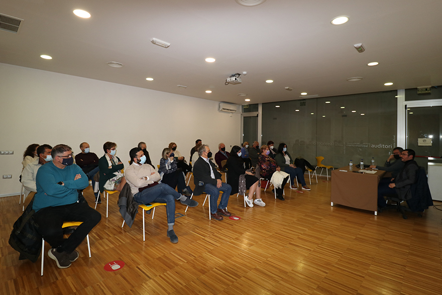 Gregorio Muelas presentó este jueves su primera novela, 'El primer tetrarca'